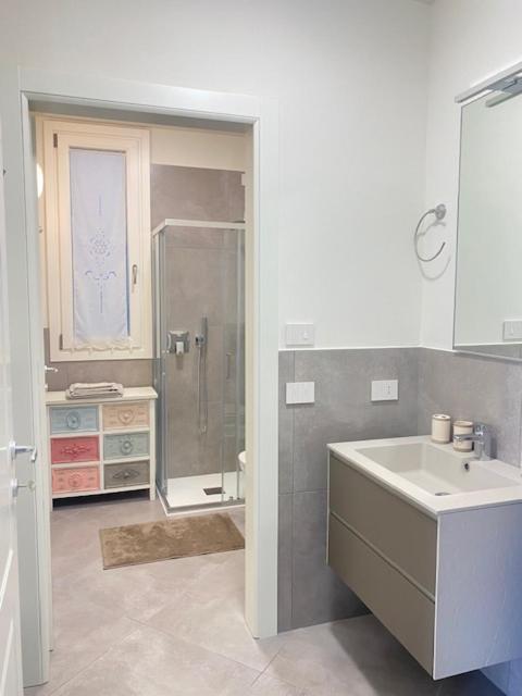 Casa Vacanze Lea Villa Toscolano Maderno Luaran gambar